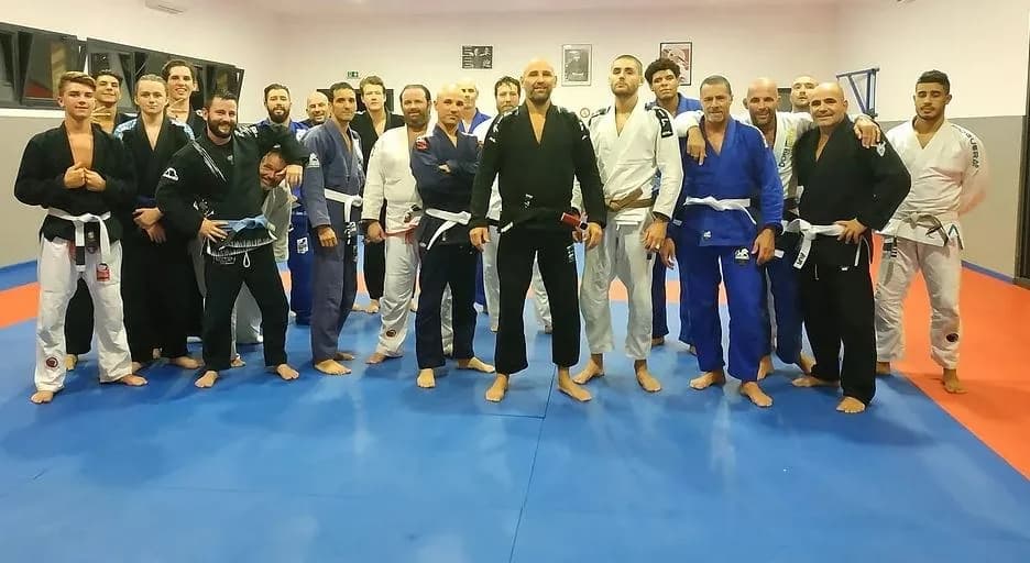 Jjb Toulon | Jiu Jitsu Brazilian Toulon | Team Btr — Brazilian Jiu-Jitsu in Toulon, France.